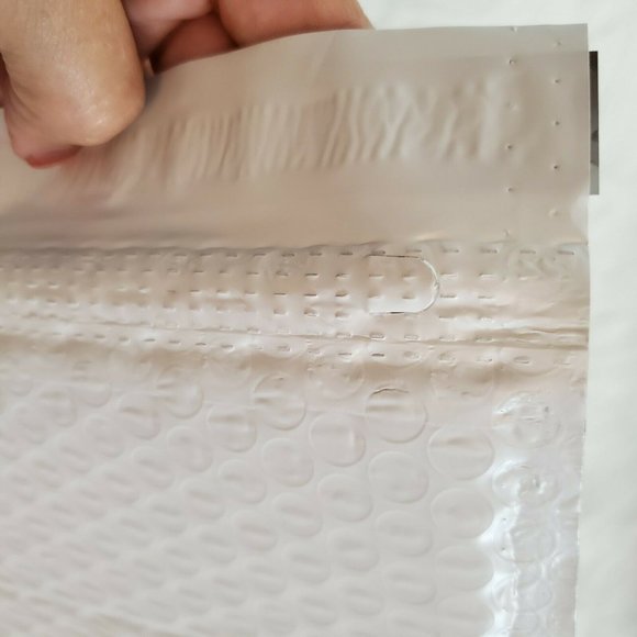 Bubble Pak Office 25 Bubble Pak 725 X 2 Self Sealing Poly Mailer